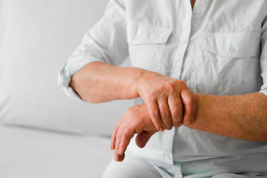 Artrosi alle mani: sintomi e cura